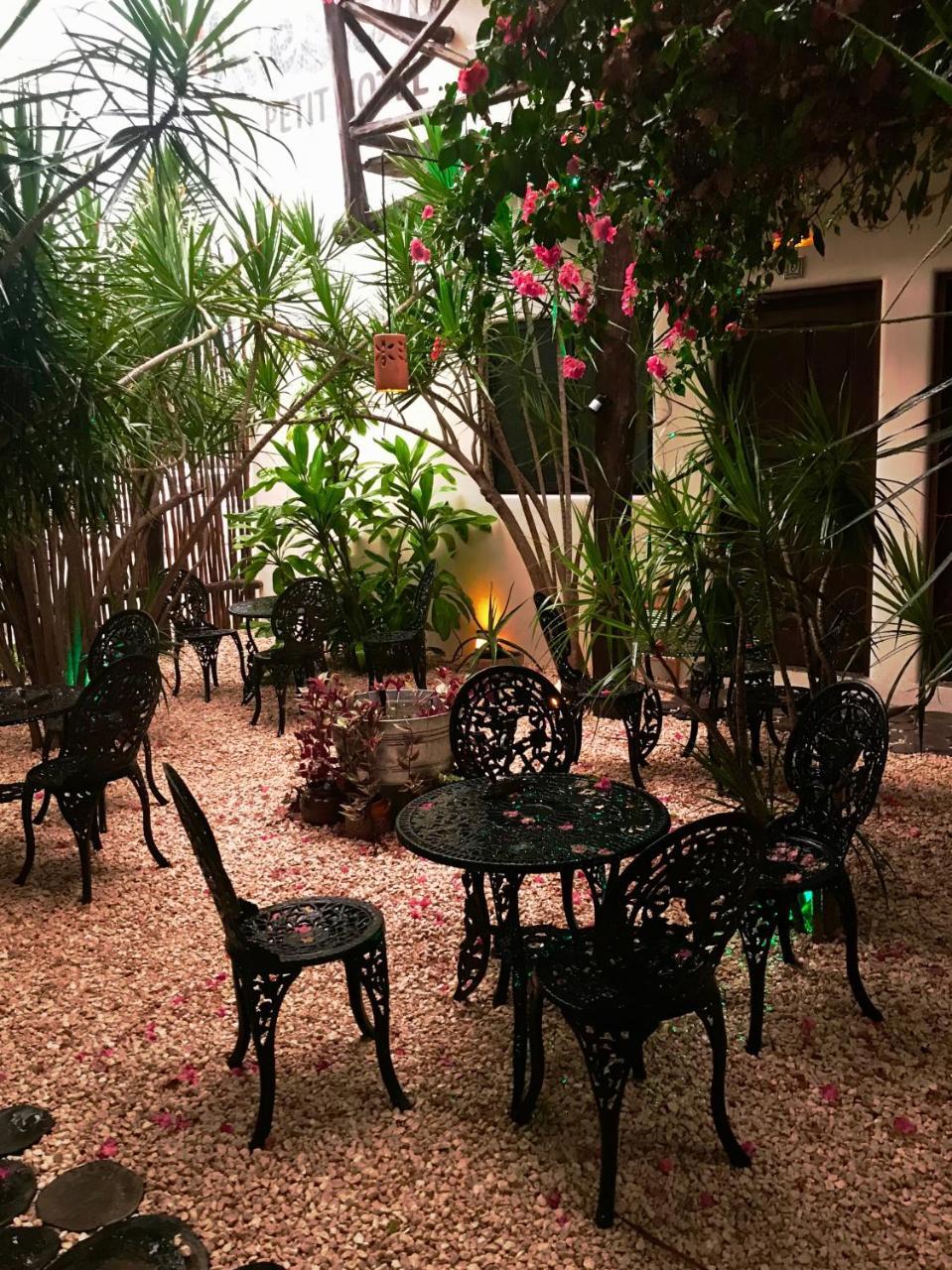 Lo Nuestro Petit Hotel Tulum Luaran gambar